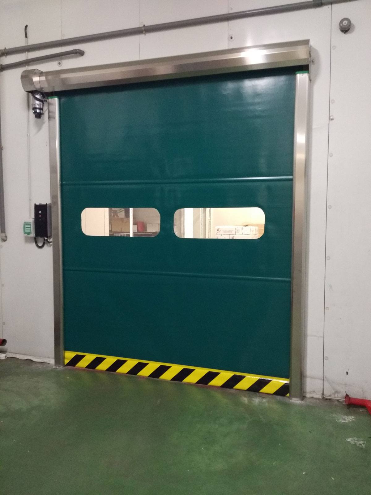 Puerta Rápida Enrollable Inoxidable | Abh Dock Solutions | Soluciones